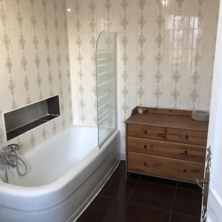 Grande Maison Charentaise Modulable A Cote De Cognac ホステル *